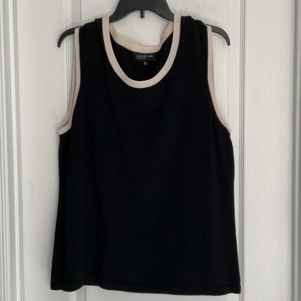 Jones New York Black Boxy Sleeveless Top